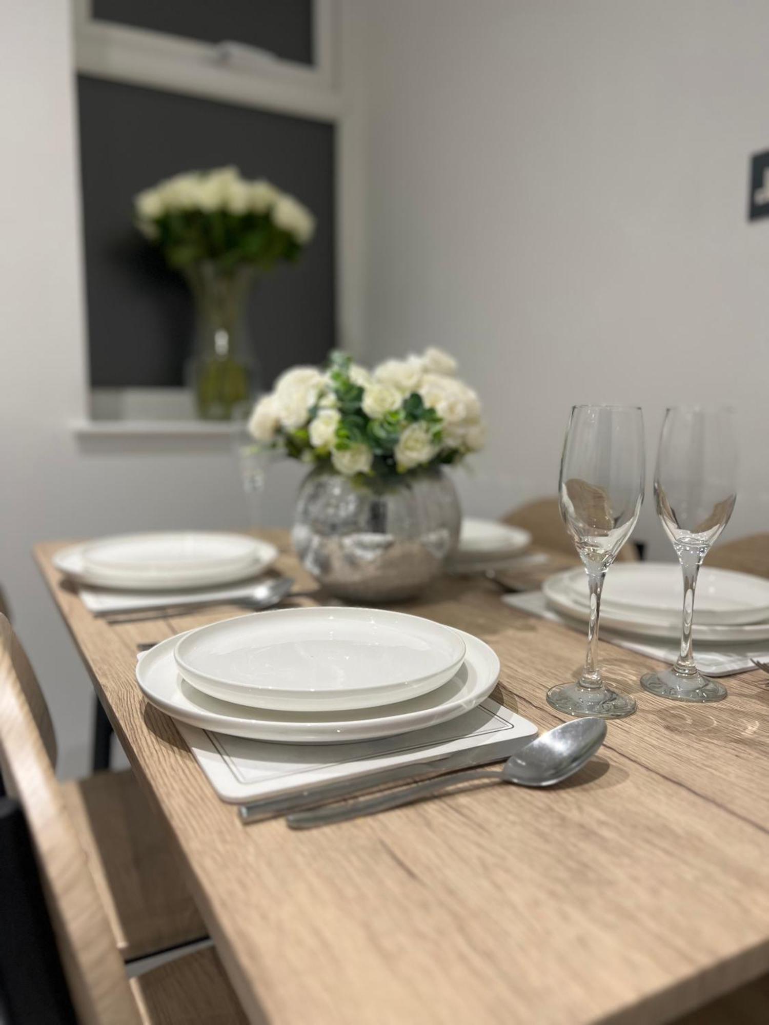 Entire House - Near Etihad Stadium And Central マンチェスター エクステリア 写真